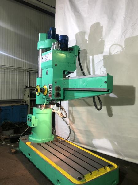 Предлагаю 2М55 - станок радиально-сверлильный